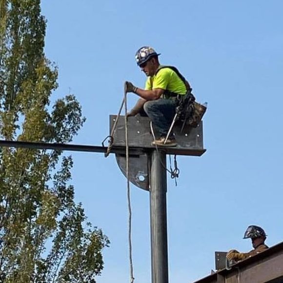 Meet your Posher, Daniel - Picture 1 of 1